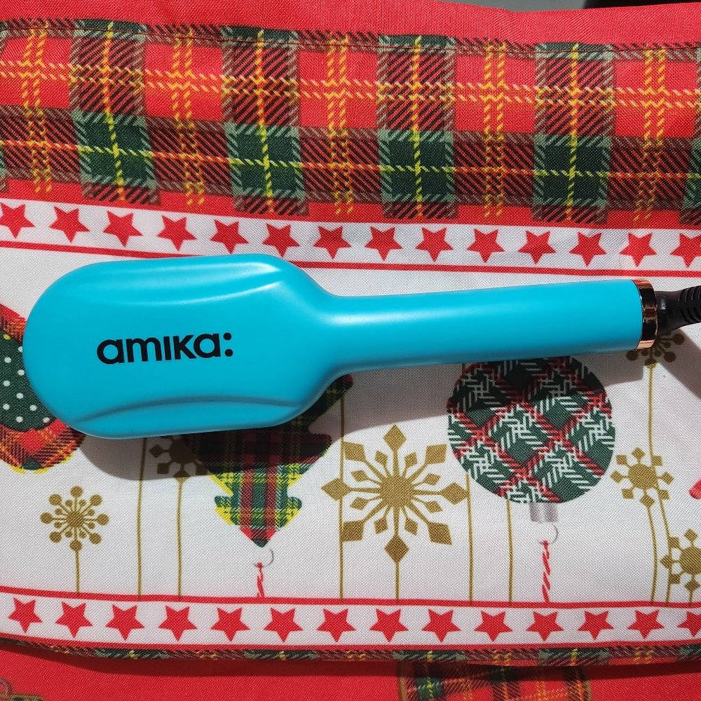 Amika Polished Perfection Mini Hair Straightener Thermal Brush